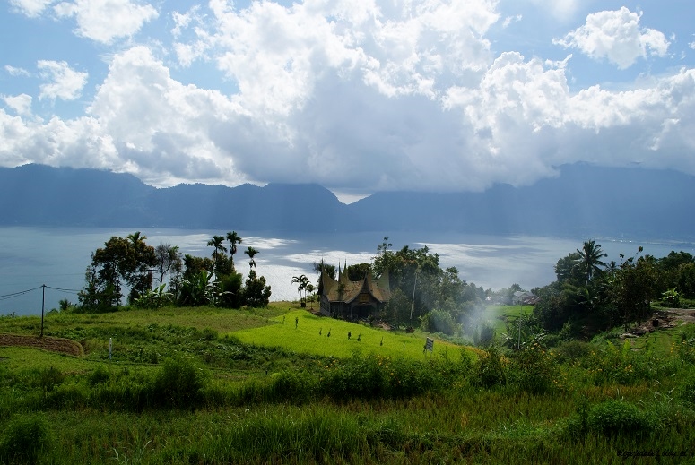 Zachwycające jezioro wulkaniczne Maninjau
