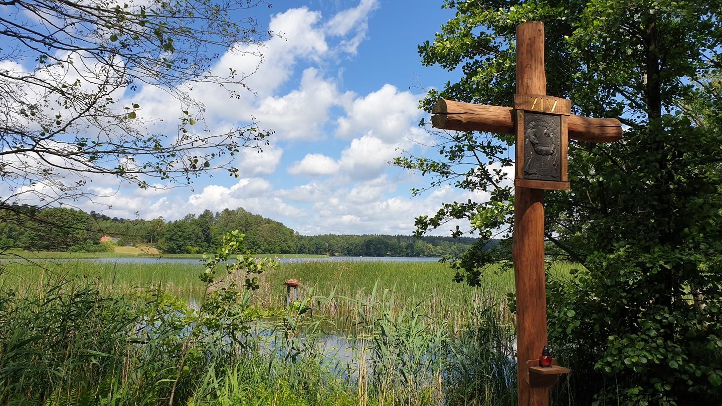 Augustów; jezioro Studzieniczne; sanktuarium Studzienice